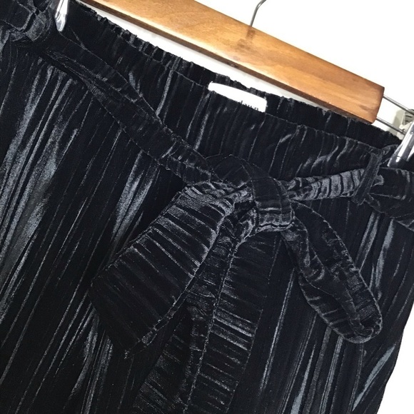 Superdown Rowna Wide Leg Pant in Black Size Medium. - Picture 5 of 11
